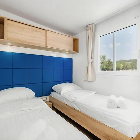 Mobile In By Pusca Bay Vakantiehuis *